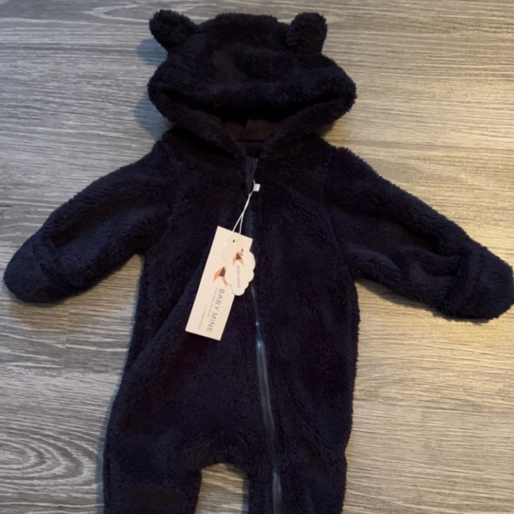 sherpa zip-up “bear” baby suit